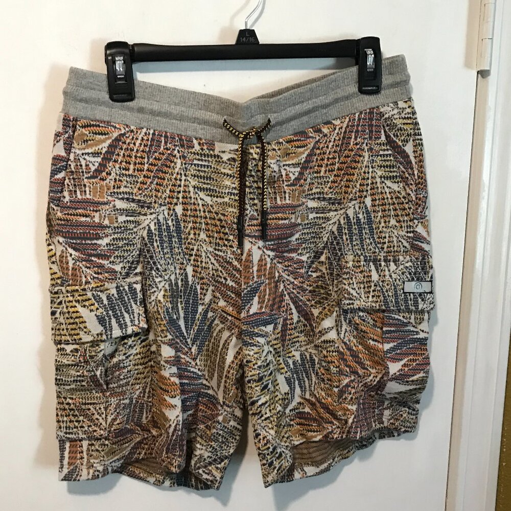 Desigual men's soft stretchy viscose blend elastic waist cargo pocket shorts